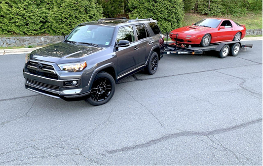 Toyota 4Runner towing a trailer